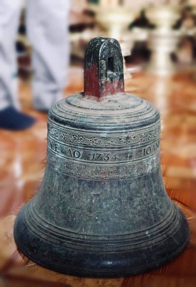 DUTCH-MADE bell.